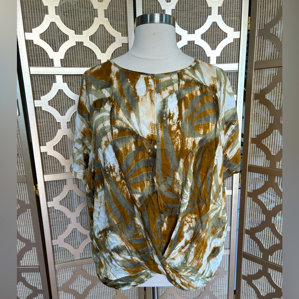 NWT | Khaki & Gray Twist-Front Crewneck Top | Suzanne Betro | 3X